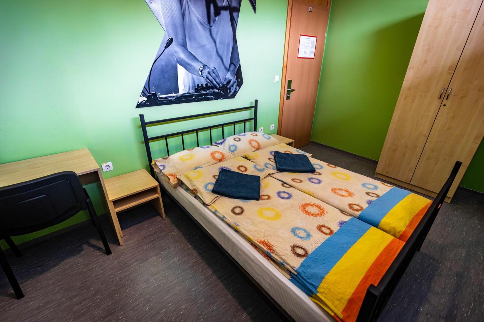 Hostel Веленє Екстер'єр фото